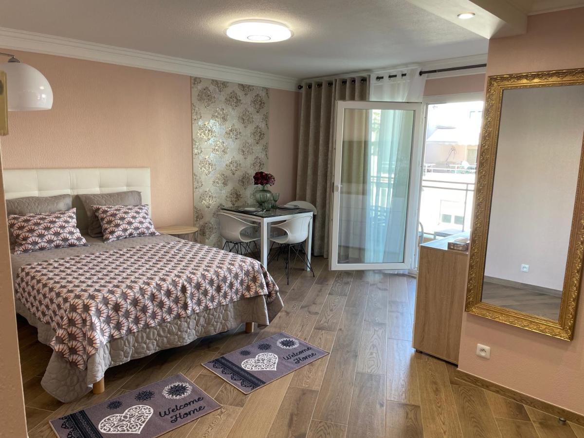 Studio With Swimming Pool 80 Meters Near The Beach Nice Exterior photo